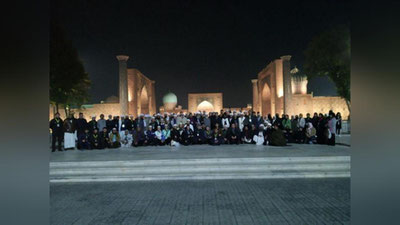 'Naqshband turizm festivali ishtirokchilari Samarqandda'ning rasmi