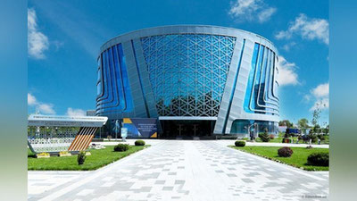 'O`zbekistonda Xalqlar do`stligi universiteti ochilgani aytilmoqda'ning rasmi