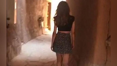 'САУДИЯ АРАБИСТОНИДА МИНИ ЮБКА КИЙГАН ҚИЗ ҚАМАЛИШИ МУМКИН'ning rasmi