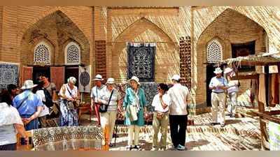 'O`zbekistonga rossiyalik sayyohlar oqimi 1,3 marta ko`paydi'ning rasmi