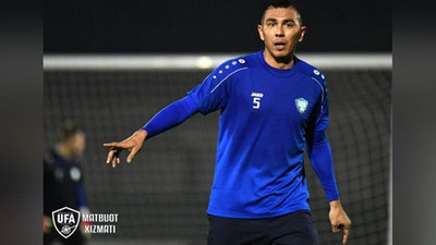 'Anzur Ismoilov Ektor Kuper futbolchilardan nima talab qilayotgani haqida gapirdi'ning rasmi