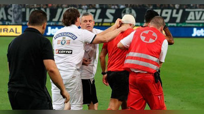 'Evropa Ligasi matchlaridan birida sudyaning boshi yorildi (Video)'ning rasmi