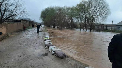 'Tezkor gidrometeorologik axborot: O`zbekistonning 9 ta viloyatidagi qator tumanlarda sel-suv toshqini bo`lishi kutilmoqda'ning rasmi