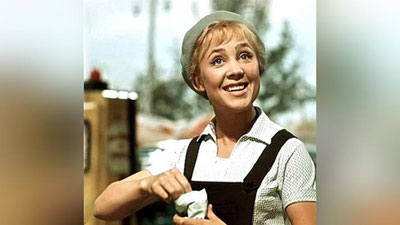 'NADEJDA RUMYaNSEVA. KIChKINA AKTRISANING KATTA YuRAGI... 'ning rasmi