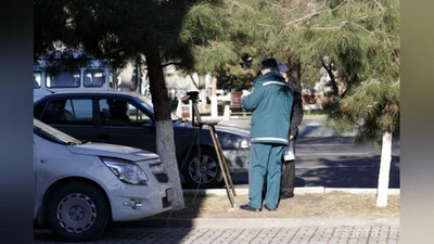 'Endi qoidabuzarliklar haqidagi xabarnoma ishonchnomasi bo`lgan haydovchiga keladi'ning rasmi