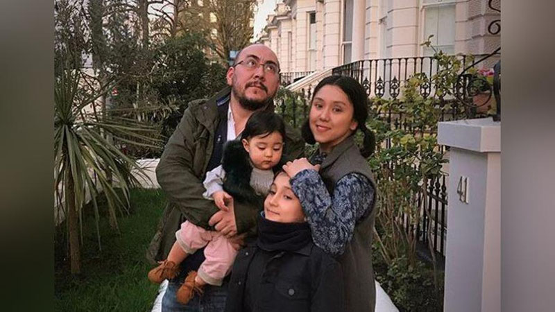 '​Sevara Nazarxon va uning oilasi(Foto)'ning rasmi