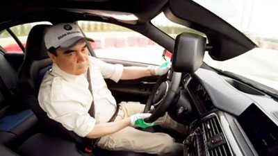 Изрображение 'ПРЕЗИДЕНТ ТУРКМЕНИСТАНА УСТРОИЛ ДРИФТ НА СПОРТКАРЕ (ВИДЕО)'