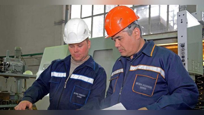 'Xorijlik mutaxassislarni O`zbekistonga jalb qilish bo`yicha Prezident qarori qabul qilindi'ning rasmi