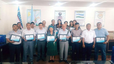 'Navoiyda bir guruh ommaviy axborot vositalari xodimlari, fuqarolar va mahalla raislari rag`batlantirildi'ning rasmi