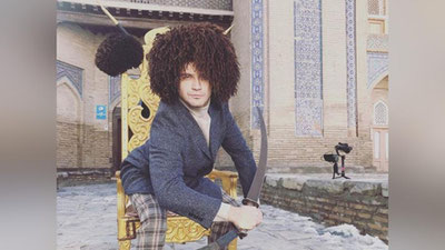 Изрображение 'МАРК БОГАТЫРЕВ ПОБЫВАЛ В ХИВЕ С ПРОГРАММОЙ "ПО СЕКРЕТУ ВСЕМУ СВЕТУ" (ВИДЕО)'