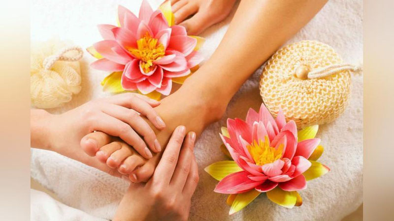 'OYoQLAR UChUN MAXSUS MASSAJ 'ning rasmi