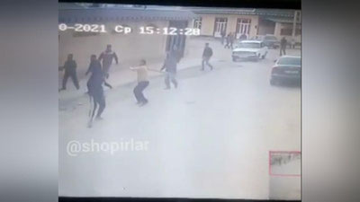 'Surxondaryodagi ommaviy janjalda 3 kishi pichoqlangani bo`yicha ma`lumot berildi. Pichoqbozlikka ayol sabab bo`lgan'ning rasmi