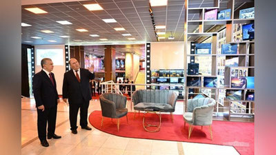 Изрображение 'Президент Узбекистана посетил столичный Дворец кино (фото)'