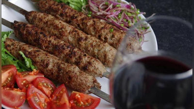 'G`ijduvon tumani hokimligi “G`ijduvon shashlik”ni patentladi (video)'ning rasmi