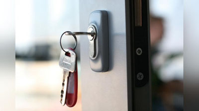 Изрображение 'МОГУТ ЛИ ВСКРЫТЬ КВАРТИРУ БЕЗ ВЛАДЕЛЬЦА?'