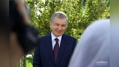'Bugun Shavkat Mirziyoev Sirdaryo viloyatiga boradi'ning rasmi