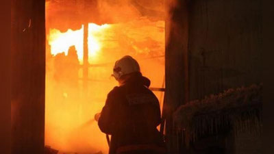 'Samarqanddagi kiyim-kechak bozorida yong`in chiqdi'ning rasmi