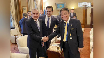 'Jahongir Artikxodjaev Nagoya shahri meri Takashi Kavamura bilan uchrashdi'ning rasmi