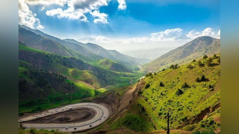 'Qamchiq dovonida turistik mikroavtobuslar qatnoviga ruxsat berildi'ning rasmi