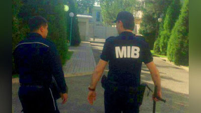 'Andijonda qarzdor MIB xodimini yog`och bilan urdi'ning rasmi