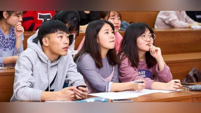 'O`zbekistonlik talabalarga Rossiyaga qaytishga ruxsat berildi'ning rasmi