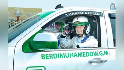 'Avtoralli Turkmaniston Prezidenti ishtirokida start oldi'ning rasmi