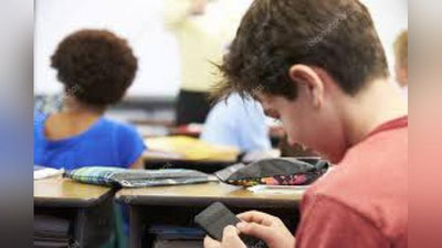 '​Adliya vazirligi ta`lim oluvchilar telefondan qanday holatlarda foydalanishi mumkinligini ma`lum qildi'ning rasmi