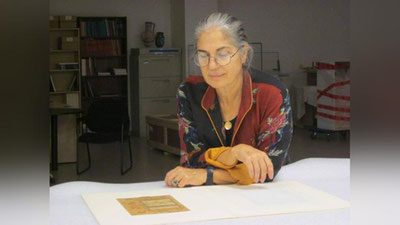 '​Лале УЛУЧ: Тадқиқотларим Навоий асарлари нусхаларидаги нафис безакларни ўрганишга йўналтирилган'ning rasmi