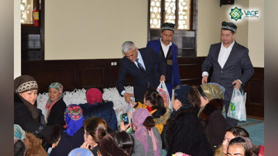 '​"Vaqf" fondi shu kunga qadar ikki milliard so`mga yaqin zakot pullarini tarqatdi'ning rasmi