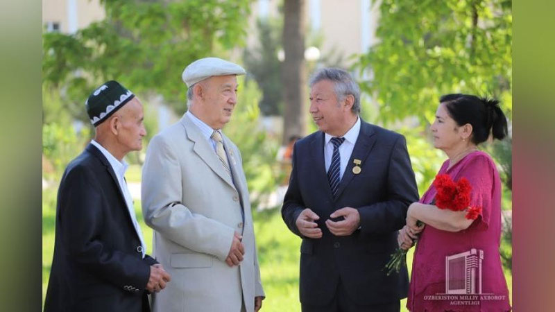 'Namanganda “Adiblar xiyoboni” bunyod etildi'ning rasmi