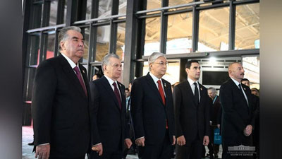 'Президент Душанбеда ўтказилган расмий, ишбилармонлик ва маданий тадбирларда иштирок этди(фото)'ning rasmi