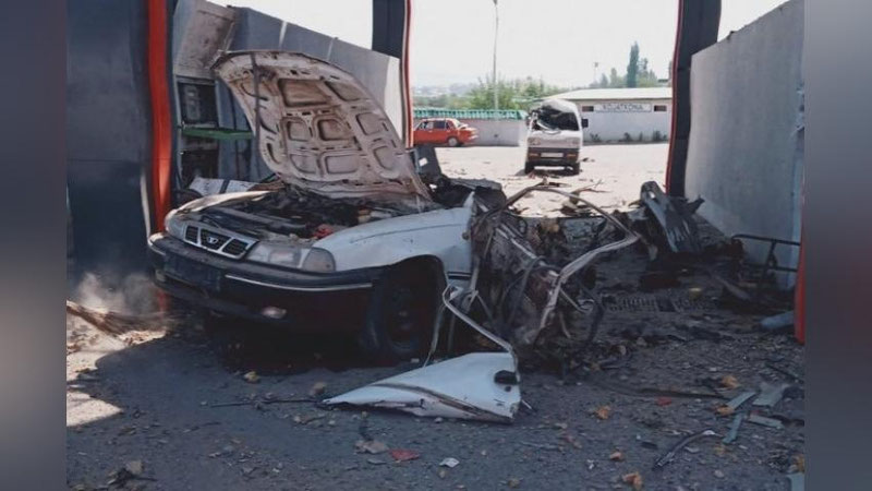 'Toshkent viloyatida "zapravka"da turgan avtomobil portlab ketdi'ning rasmi