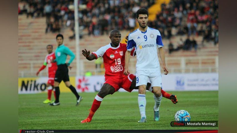 Изрображение 'НАУШНИКИ, ПЕРЧАТКИ И… СОСИСКИ: самые забавные суеверия наших футболистов'