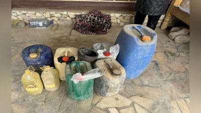 'Buxoroda Ai-80 benzinini “qo`lda” qimmat narxda sotayotganlar ushlandi'ning rasmi