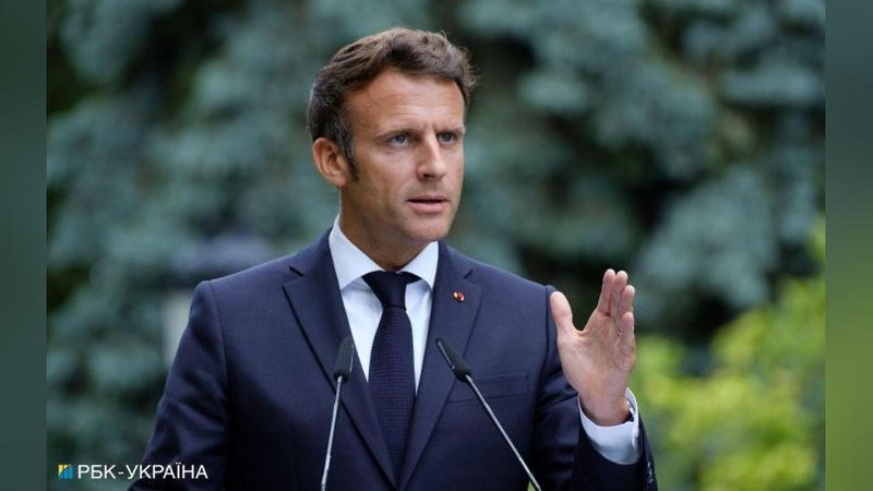 'Fransiya prezidenti Rossiya bilan muloqotni davom ettirishini aytdi'ning rasmi
