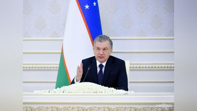 'YaIM, Sanoat, Qishloq xo`jaligi, daromadlar va soliq tushumlari o`sgan. Ammo iqtisodiy o`sish sur'atlari past — Prezident yig`ilish o`tkazmoqda'ning rasmi