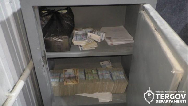 Изрображение 'Житель Нукуса ограбил мебельный цех, в котором сам и работал'