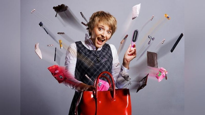 Изрображение 'ЧТО В СУМОЧКЕ МОЕЙ?'