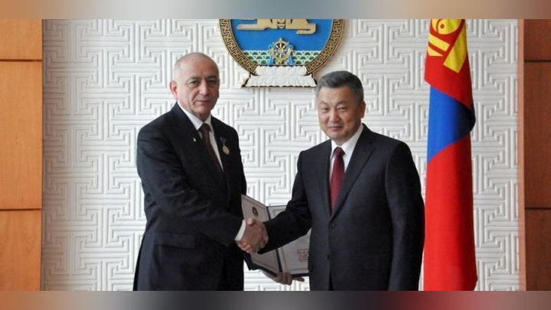 'Mongoliyaning O`zbekistondagi faxriy konsuli "Do`stlik" medali bilan taqdirlandi  'ning rasmi