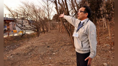 'Кимсасиз шаҳар: минглаб аҳоли ўз уйига қайтолмаяпти'ning rasmi