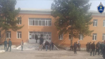 'Chortoqda QVP binosini klinika qurish uchun bo`shatib berishni talab qilganlar bemorlar tomonidan kaltaklandi'ning rasmi