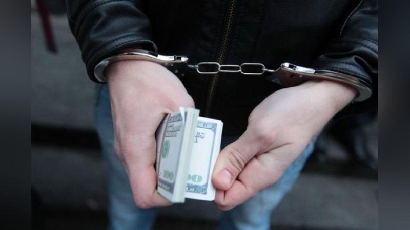 'Nukusda 65 ming dollarga DXXga ishga kiritib qo`ymoqchi bo`lgan firibgar ushlandi'ning rasmi