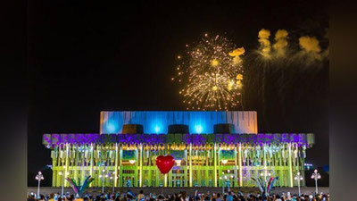 'Poytaxtda mushakbozlikni tomosha qilmoqchi bo`lganlar uchun maxsus avtobus qatnovlari yo`lga qo`yiladi 'ning rasmi