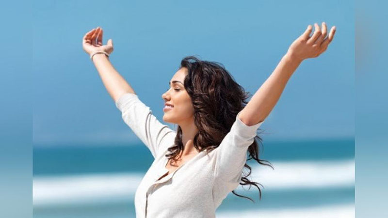 'HAYoTGA KULIB BOQING!'ning rasmi