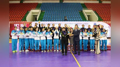 '​Xalqaro musobaqada g`olib bo`lgan gandbolchi qizlarimiz munosib kutib olindi (foto)'ning rasmi