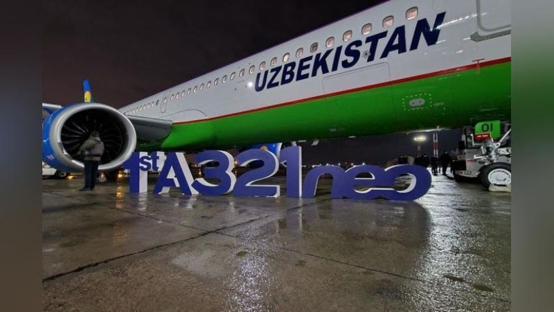'"Uzbekistan Airways"  "Airbus" билан 12 та самолёт сотиб олиш бўйича шартнома имзолади'ning rasmi