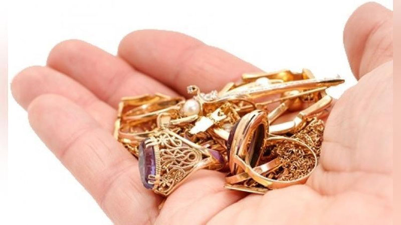 '30 yoshli ayol dazmol bahona qo`shni xonadondan tilla taqinchoqlarni o`g`irlab chiqdi'ning rasmi