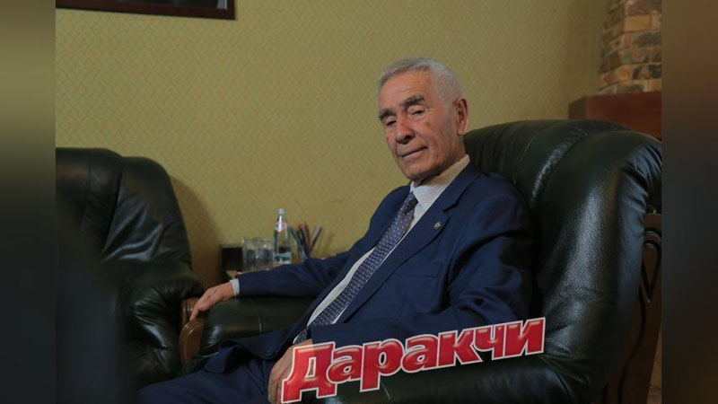 'Axbor IMOMXO`JAEV: "NAShR ªILINADIGAN  KITOB FUTBOL ENSIKLOPEDIYaSI BO`LIShIGA IShONAMAN!"'ning rasmi