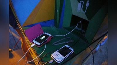 'Tatarstonda ish paytida telefonlarni quvvatlantirish taqiqlandi'ning rasmi