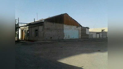 'Uyi majburiy "snos"ga tushgan keleslik fuqaro bo`yicha munosabat bildirildi (video)'ning rasmi